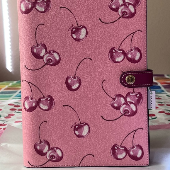 π COACH NOTEBOOK WITH CHERRY PRINT π NWT π - Picture 6 of 16